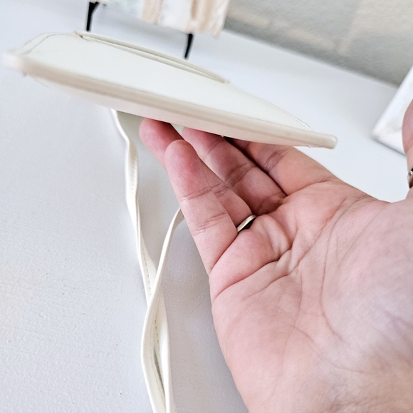 🤍EUC Authentic Celine Phone Pouch🤍 - Picture 7 of 9